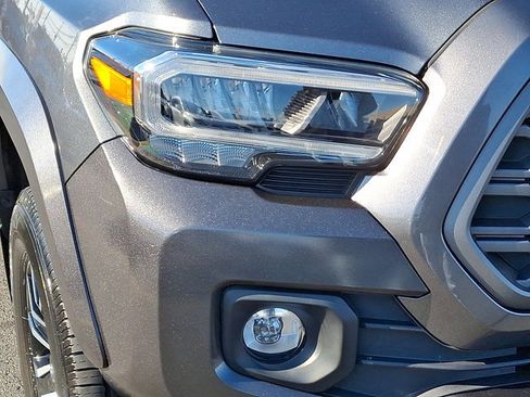 Used 2023 Toyota Tacoma TRD Sport image 8