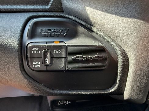 Used 2024 RAM 3500 Big Horn image 21