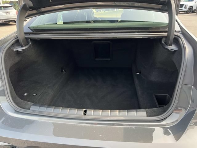 Used 2023 BMW 760i xDrive w/ Luxury Rear Seating Package AWD/4WD image 10