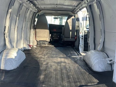 Used 2013 GMC Savana 2500 w/ Cold Climate Package image 18