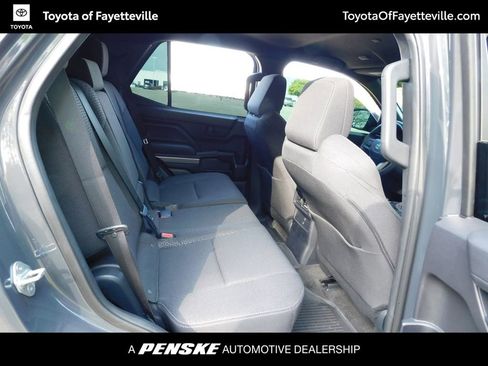 Used 2025 Toyota 4Runner SR5 image 5