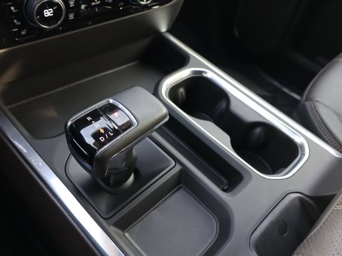 Certified 2025 Chevrolet Silverado 1500 High Country image 32