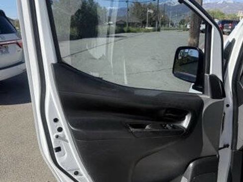Used 2020 Nissan NV200 S FWD image 14