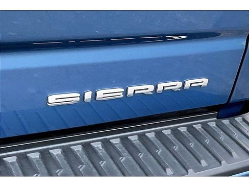 Used 2025 GMC Sierra 1500 Denali Ultimate AWD/4WD image 9