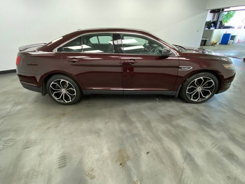 Used 2018 Ford Taurus SHO w/ Driver Assist Package AWD/4WD image 7