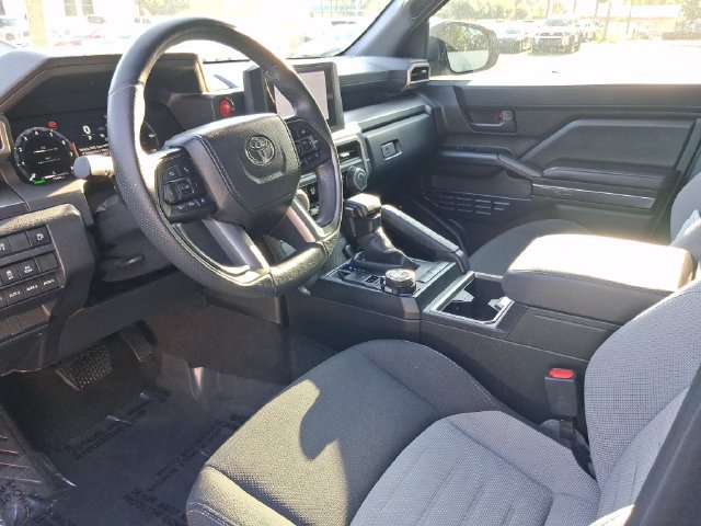 Used 2025 Toyota 4Runner TRD Off-Road AWD/4WD image 11