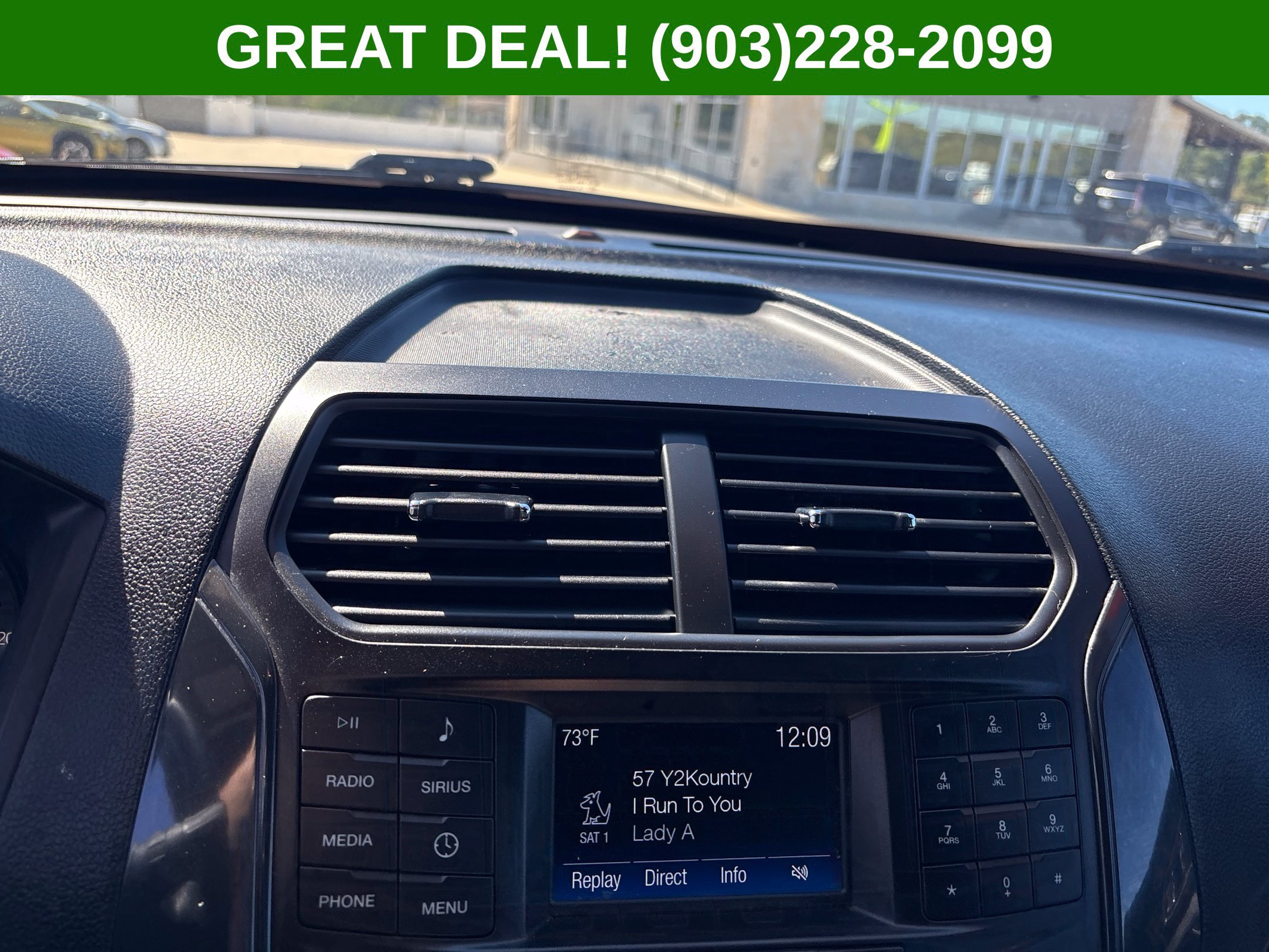 Used 2018 Ford Explorer XLT FWD image 32