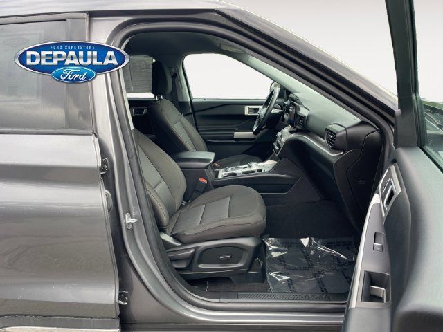 Used 2023 Ford Explorer XLT AWD/4WD image 19