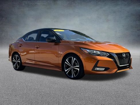 Used 2023 Nissan Sentra SR w/ Electronics Package FWD image 3