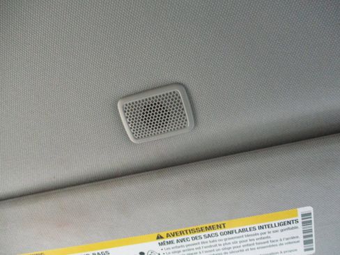 Used 2016 Chevrolet Traverse LT w/ Style and Technology Package FWD image 31