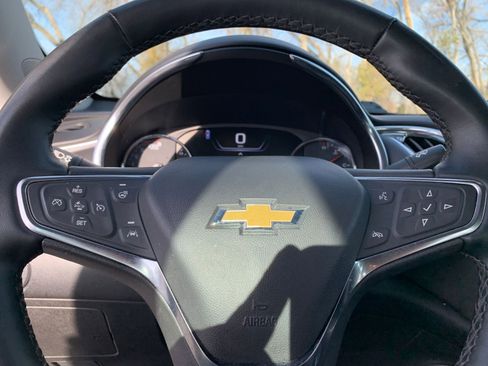 Used 2024 Chevrolet Malibu LT image 28