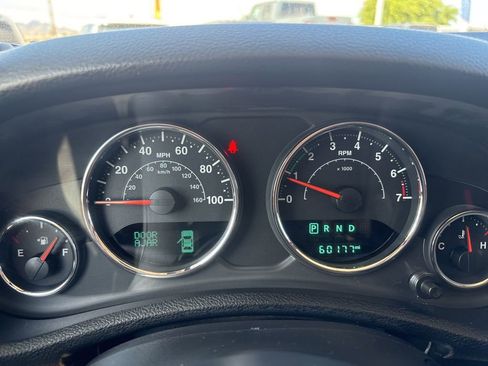 Used 2017 Jeep Wrangler Sport image 30