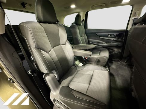 Used 2025 Subaru Ascent Premium image 29