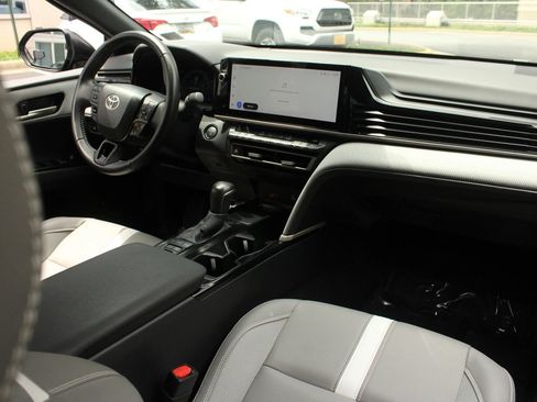Used 2025 Toyota Camry SE w/ Multimedia Upgrade Package FWD image 21