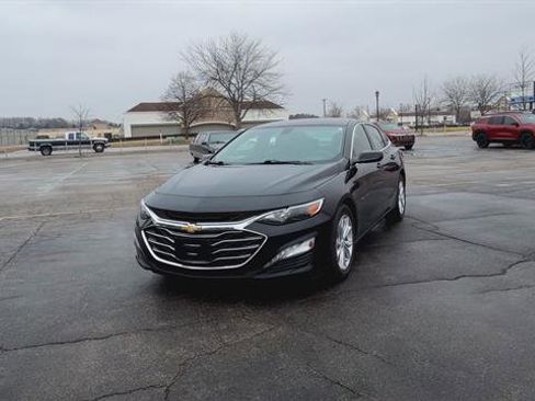 Used 2022 Chevrolet Malibu LT image 3