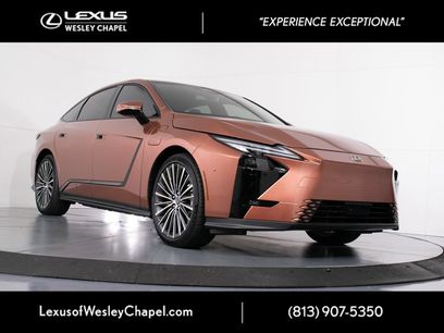 New 2026 Lexus ES 350e