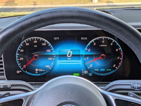 Used 2022 Mercedes-Benz GLS 450 4MATIC w/ AMG Line Exterior image 17