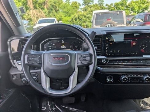 Used 2024 GMC Sierra 1500 SLE RWD image 17