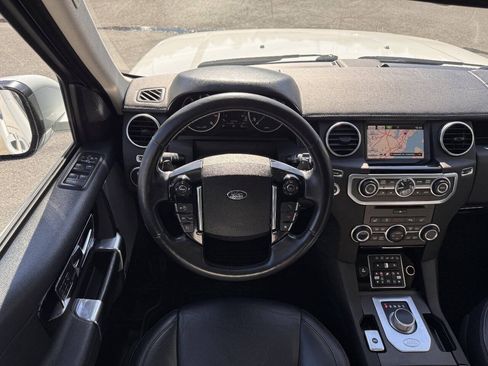 Used 2016 Land Rover LR4 HSE LUX AWD/4WD image 26