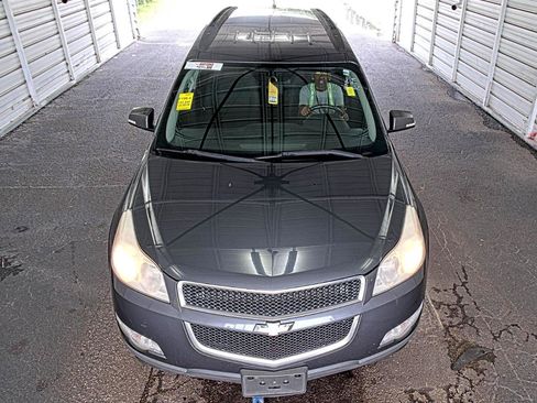 Used 2010 Chevrolet Traverse LT AWD/4WD image 2