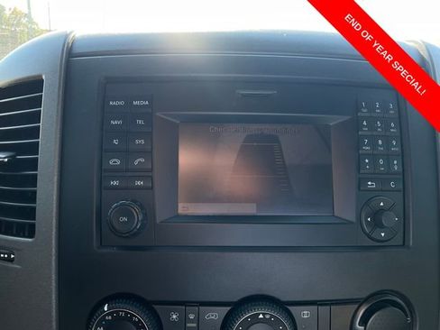 Used 2016 Mercedes-Benz Sprinter 2500 image 13