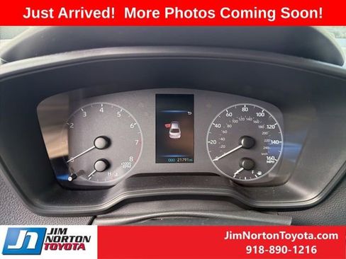 Used 2024 Toyota Corolla SE FWD image 10
