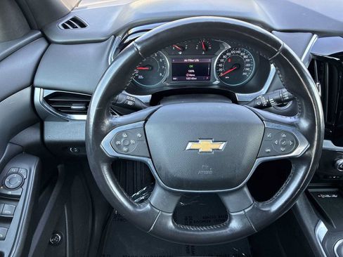 Used 2022 Chevrolet Traverse LT AWD/4WD image 11