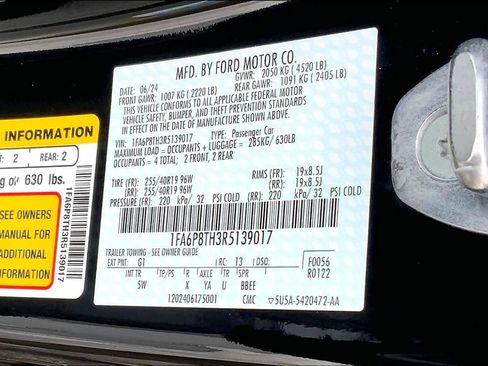 Used 2024 Ford Mustang Premium image 28