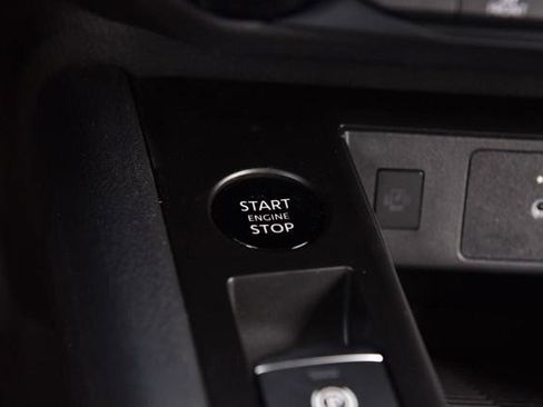 New 2026 Nissan Kicks SV image 18