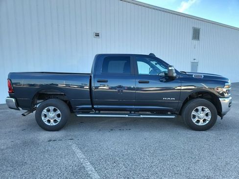 Used 2025 RAM 2500 Big Horn AWD/4WD image 10