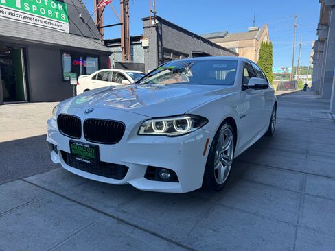 Used 2015 BMW 550i Sedan RWD image 1