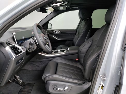 Used 2026 BMW X5 sDrive40i w/ M Sport Package RWD image 12
