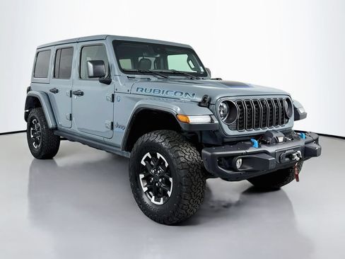 Used 2024 Jeep Wrangler Unlimited Rubicon 4xe AWD/4WD image 4