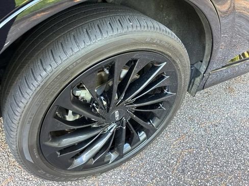 Certified 2025 Lincoln Aviator Reserve w/ Luxury Package AWD/4WD image 15