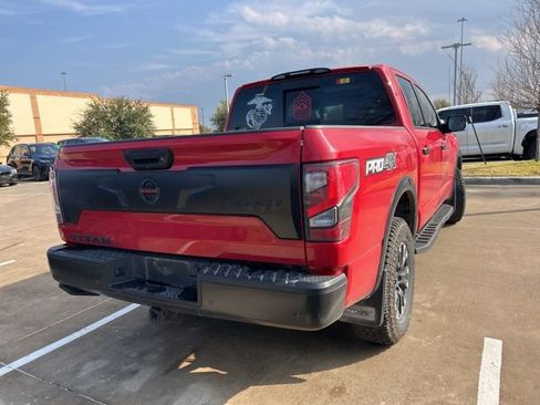 Used 2021 Nissan Titan PRO-4X w/ Pro-4x Convenience Package image 3