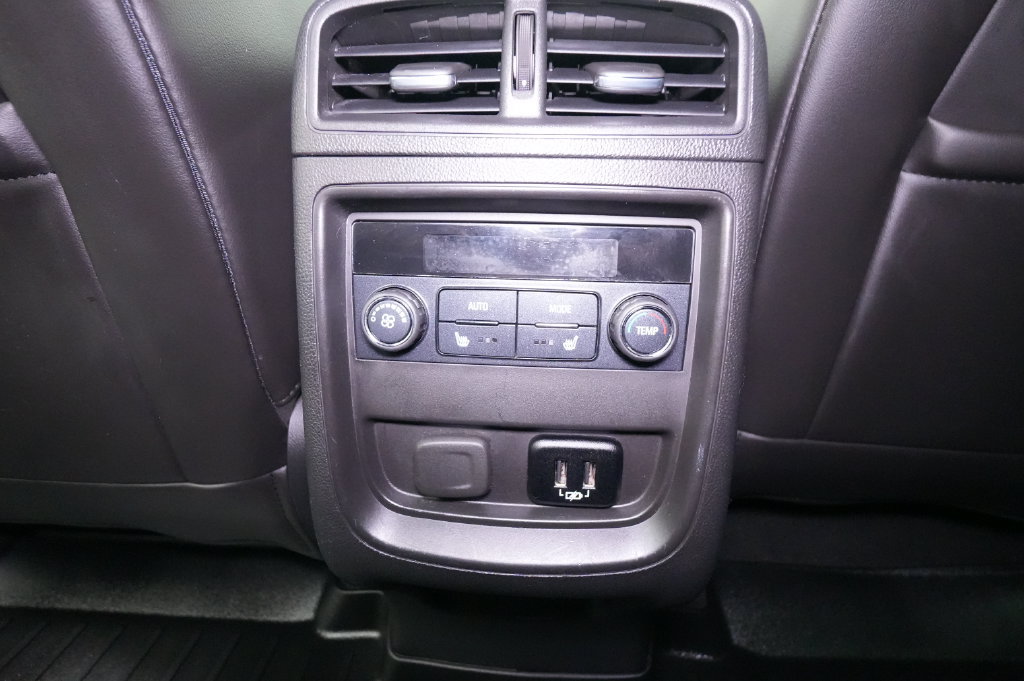 Used 2018 Buick Envision Essence AWD/4WD image 19
