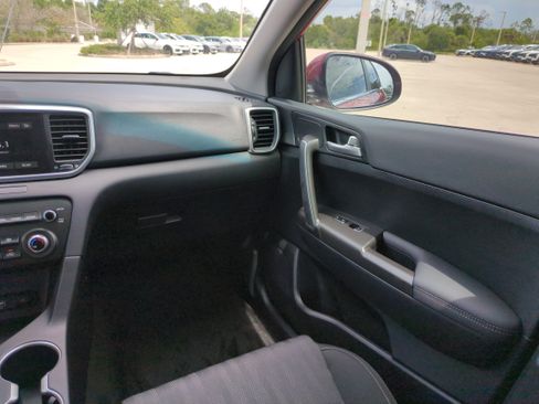 Certified 2022 Kia Sportage LX FWD image 20