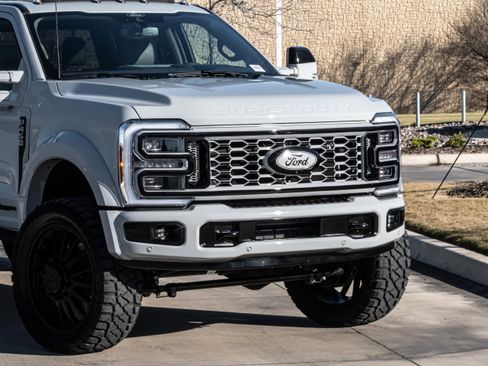 Used 2026 Ford F450 Platinum w/ Platinum Plus Package image 43