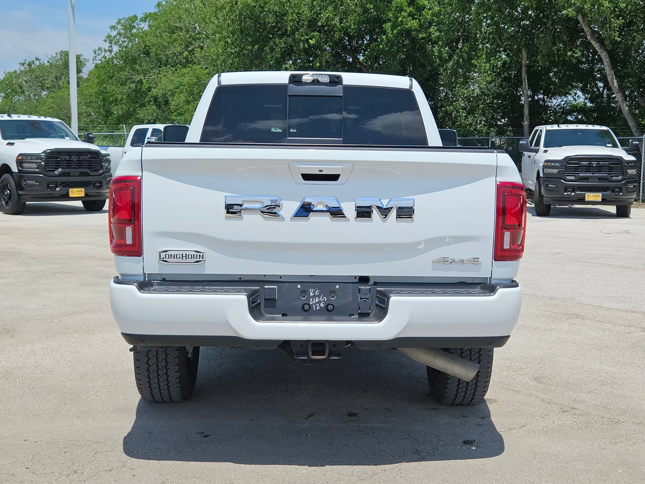 Used 2025 RAM 2500 Limited AWD/4WD image 4