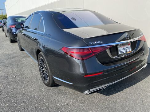 Used 2023 Mercedes-Benz S 580e 4MATIC Sedan image 4