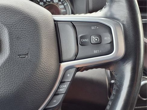 Used 2022 RAM 1500 Big Horn AWD/4WD image 22