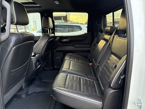 Certified 2023 GMC Sierra 1500 AT4X image 46