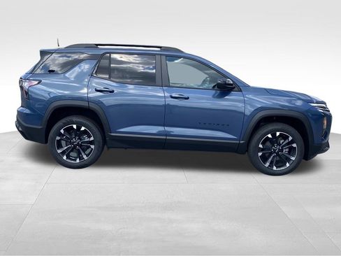 New 2026 Chevrolet Equinox RS w/ Convenience Package III image 2