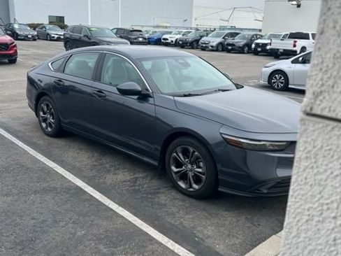 Used 2023 Honda Accord EX image 1