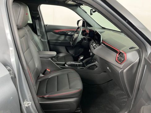 Certified 2025 Chevrolet TrailBlazer RS w/ Convenience Package FWD image 7