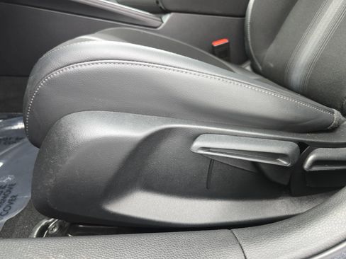 Certified 2024 Honda Civic Sport image 28