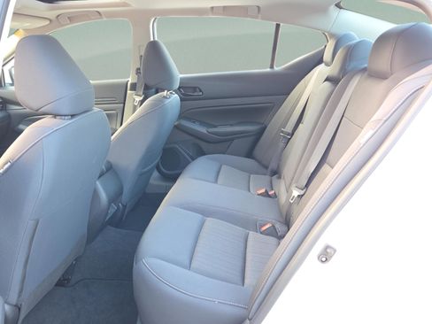 Certified 2024 Nissan Altima 2.5 SV w/ SV Premium Package image 11