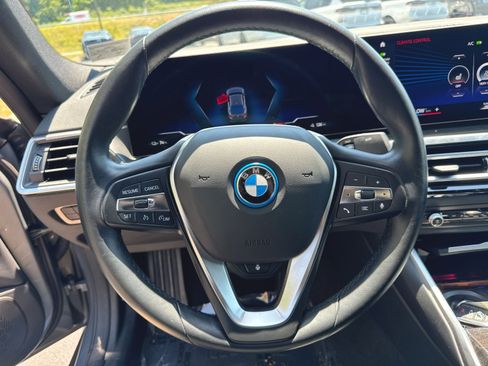 Used 2023 BMW i4 eDrive35 w/ Premium Package RWD image 18