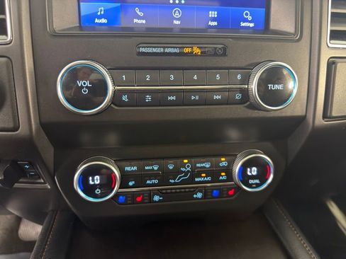 Used 2020 Ford Expedition Max King Ranch AWD/4WD image 22