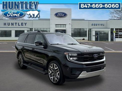 Used 2025 Ford Expedition Platinum w/ Platinum Ultimate Package AWD/4WD image 4